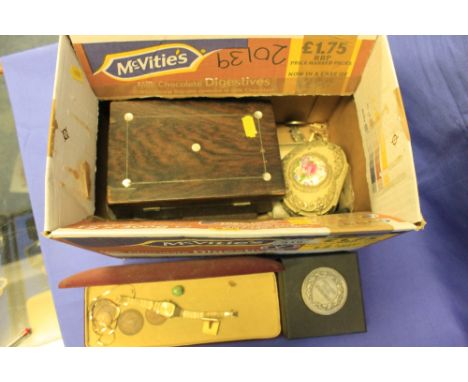 Box of assorted miscellaneous to include: mixed coins; ladies wristwatch; trinket box; jewellery boxes; Agricultural Society 