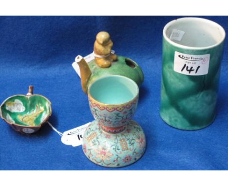 Mixed lot of assorted Chinese porcelain polychrome and green glazed ceramics to include a brush pot; water dropper; leaf moul