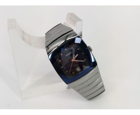 ARMBANDUHR / HERRENUHR - RADO, Modell "Sintra", Quartz, erworben 2010. Rado Watch Co. / Schweiz. Eckiges silberfarbenes Gehäu