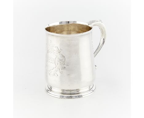 Thomas Mason, London, England. Sterling silver handled cup, 1733. Stamped along the underside with maker's mark, sterling lio