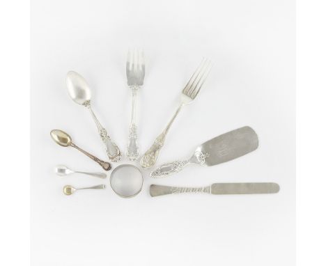 A group of 32 pieces of sterling flatware. Including six sterling Tiffany &amp; Co. forks in the Saratoga pattern, one piece 