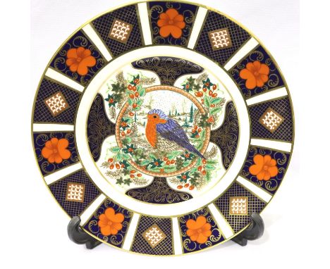 Boxed Royal Crown Derby limited edition 1993 Christmas Plate, 2315/2500, D: 22 cm. No cracks, chips or visible restoration. P