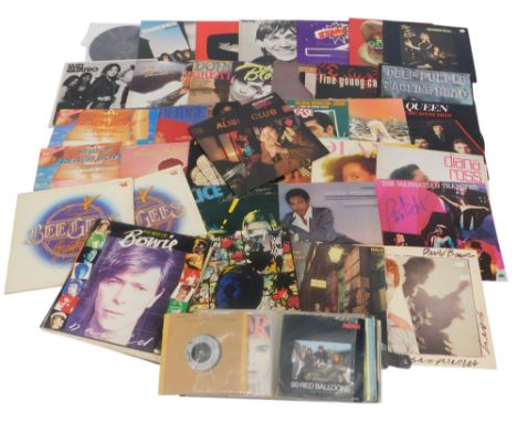 LP records, to include David Bowie, The Bee-Gees double LP (sealed), Ramones, Iggy Pop, Suzi Quatro, The Rolling Stones, 45 r