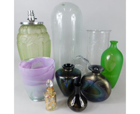 Miscellaneous items of glass, to include an Art Deco style lamp base with chrome mount, two iridescent glass vases etc.