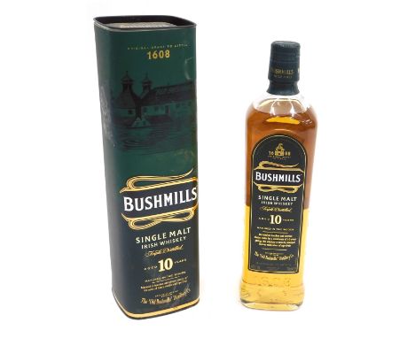 A Bushmills Single Malt Irish Scotch Whisky, aged 10 years, in presentation box.