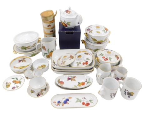 A quantity of Royal Worcester Evesham pattern ceramics, to include tureens, ramekins, etc. 