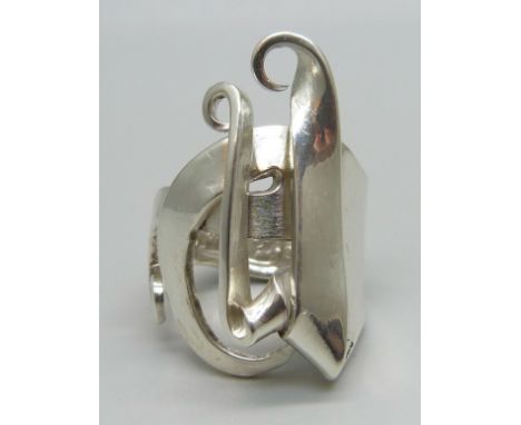 A Gorham silver fork ring, 18g, N/O, 3.3cm 