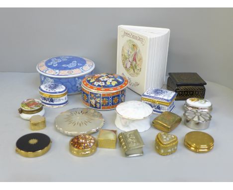 Trinket pots, etc. 
