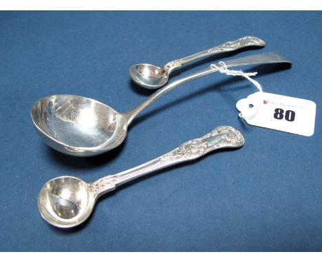 A Pair of William IV Hallmarked Silver Kings Pattern Salt Spoons, Messrs Lias, London 1831, the handles double struck; A Hall