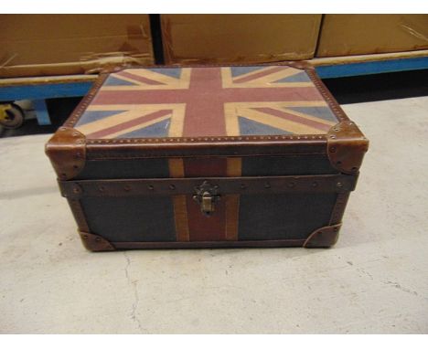 Watson Trunk Small Vintage Cigar Union Jack 59 X 45 X 30cm  The Watson Collection Takes The Nostalgic Travel Trunk Of Yestery