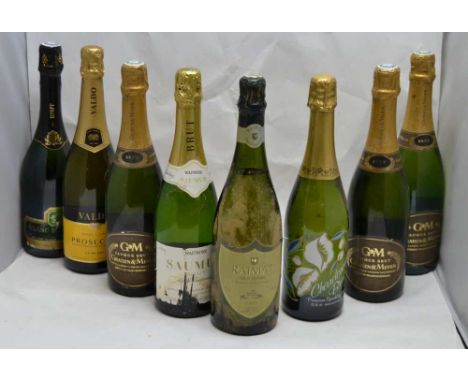 A SELECTION OF SPARKLING WINES; Gratien &amp; Meyer Saumur Brut, 3 bottles Saumur Brut Methode Traditionelle, 1 bottle Valda 