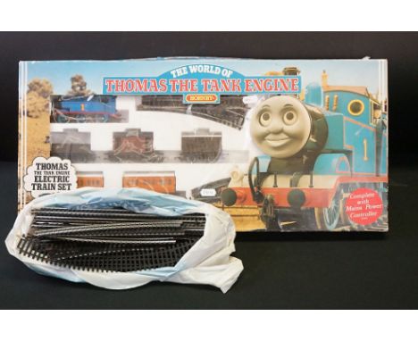 Boxed Hornby R181 Thomas the Tank Engine train set, complete, some box wear, together with a small quantity of OO gauge track