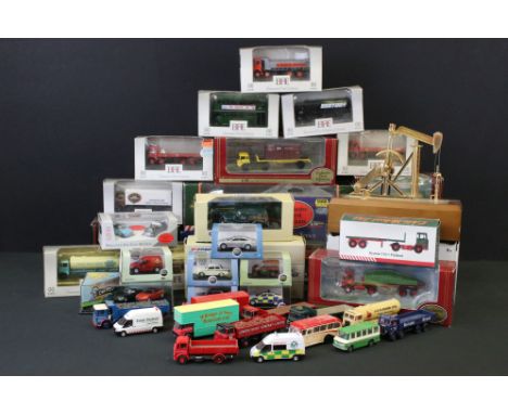 28 Boxed diecast models to include EFE Exclusive First Edition, Corgi and Oxford, various scales, plus a small group of unbox
