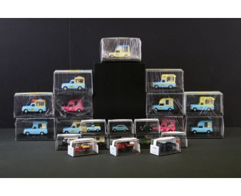 32 Cased Oxford Diecast models to include 11 x Ice Cream range (ANG013 Tonibell Ice cream, ANG014 Tonibell Ice Cream, ANG003P