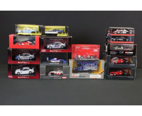 15 Boxed / cased diecast models to include AutoArt, Solido, Hot Wheels, Kyosho, Corgi etc, many F1 examples 