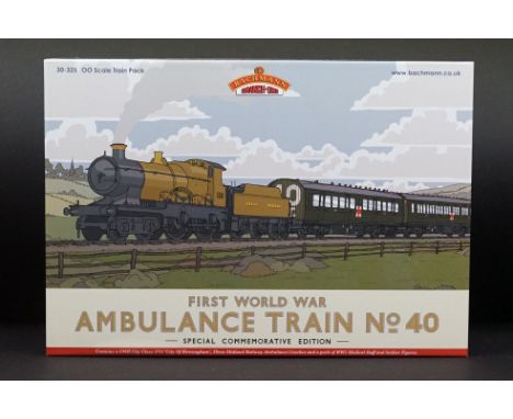 Boxed Bachmann OO gauge 30325 First World War Ambulance Train No 40 Special Commemorative Edition set, complete 