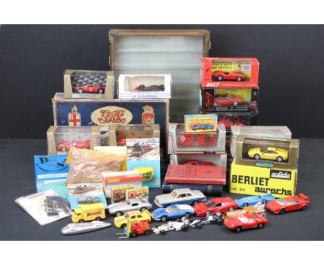 15 Boxed / cased diecast models to include Matchbox, Brumm, Solido, Corgi Original Omnibus and Model Box examples, featuring 