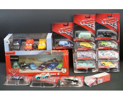 15 Carded / boxed Disney Pixar Cars diecast models to include 12 x carded Mattel Cars 3 examples, 2 x multi-model sets (Super