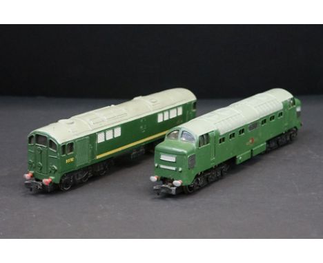 Two Hornby Dublo BR Diesel locomotives in green livery to include D5702 &amp; 21380 