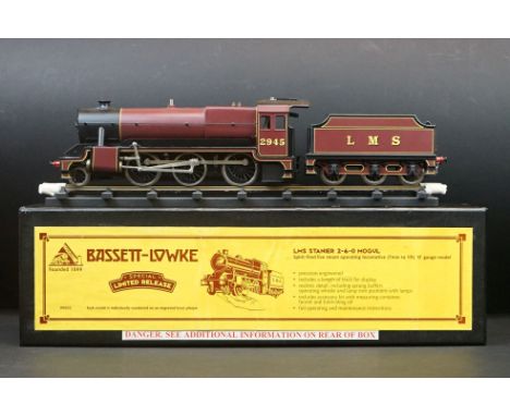 Boxed Special ltd Release edn Bassett Lowke O gauge 99002 LMS Stanier 2-6-0 Mogul locomotive, ex 