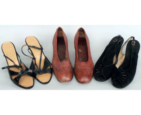 A selection of vintage leather shoes mainly 60s and 70s including Ravel and Bally. Six pairs in total. (12)