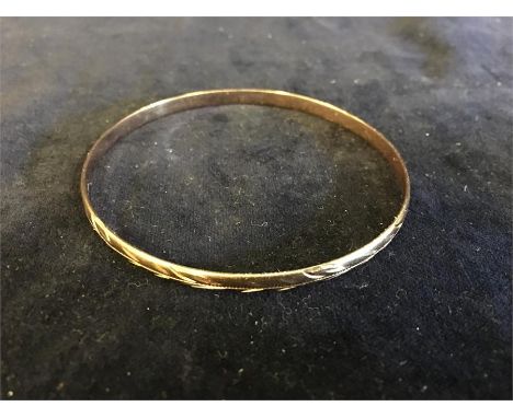 9ct gold bangle (9.5g)