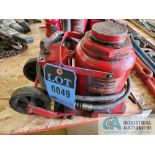 50 TON AIR / HYDRAULIC BOTTLE JACK