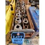 (LOT) IMPACT SOCKETS WITH CARRIER