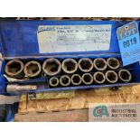 (LOT) 1" DRIVE IMPACT SOCKETS