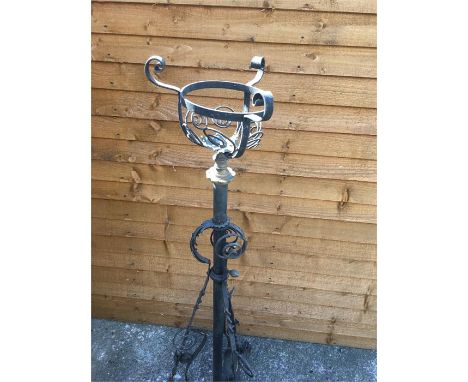 Wrought Iron Ornate Victorian Extending Oil Lamp Holder, Approx Measurements: Height (Unextended) 51 Inches, Width Widest Poi