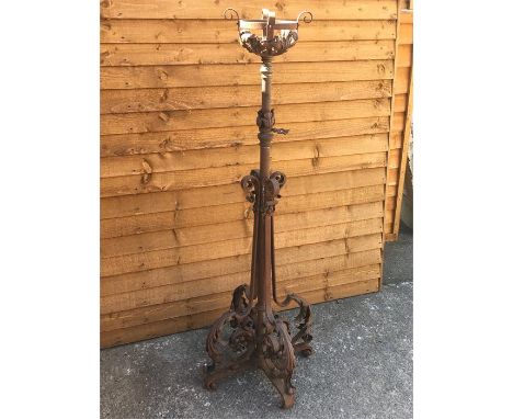 Wrought Iron Ornate Victorian Extending Oil Lamp Holder, Approx Measurements: Height (Unextended) 54 Inches Width (Widest Poi