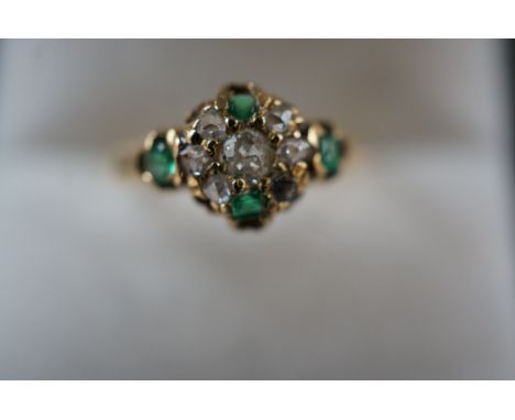 18ct Gold Diamond &amp; Emerald Ring - Size N