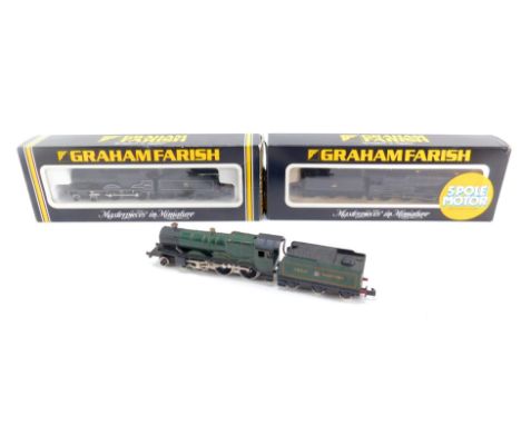 Three Graham Farish N gauge locomotives, comprising a Hall Class locomotive, Mere Hall, BR black livery, 4-6-0, 7915., Great 