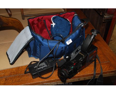 Hitachi video camera with Minolta carry bag etc. 