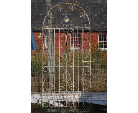 Rounded top garden gate with brackets, 39" x 73" 