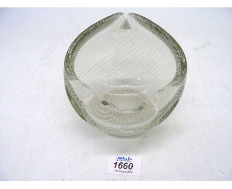 A mid-century Czech Art Glass "Hartil" Bowl by Milan Metelak and Rudolf Schwedler for Harrachov 1950's with white latticinio 