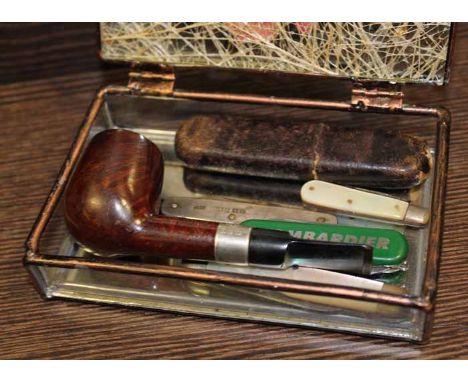 LOT OF UTILITY KNIVES
including silver and mother of pearl examples, and a pipe