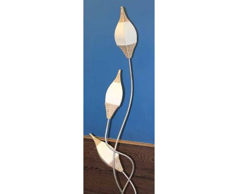 MODERN FLOOR LAMP