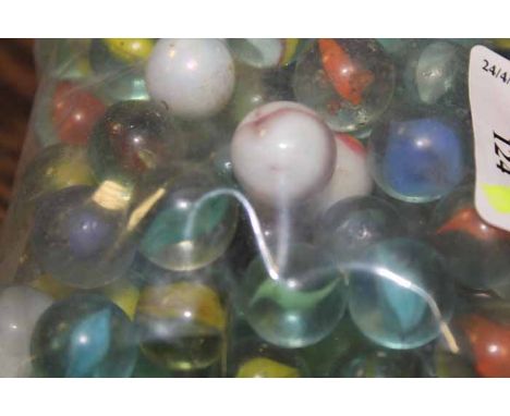 QUANTITY OF VINTAGE GLASS MARBLES
various colours, including ribbon patterned examples