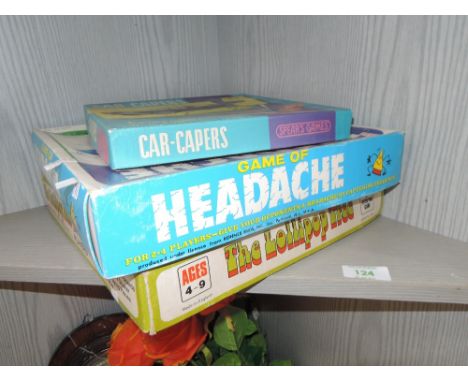 A selection of vintage childrens games by Peter Pan