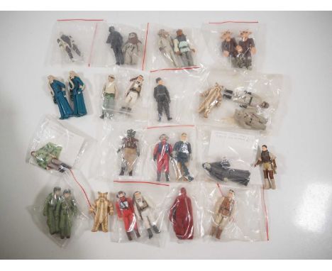 A group of vintage KENNER/PALITOY uncarded Star Wars figures all from the late 1970s/early 1980s - G/VG unboxed (28)
