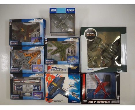 A group of 1:72 scale aircraft, all military examples, by NEWRAY, CORGI and others - VG in G/VG boxes (8)