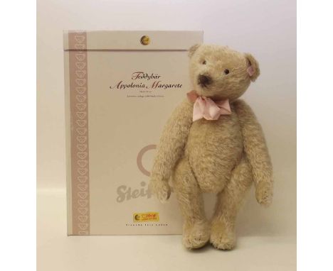 Steiff boxed Appolonia Margarete, 45cm limited edition of 5000 bear. "Condition report: see terms and conditions"