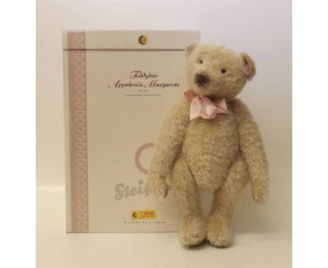 Steiff boxed Appolonia Margarete, 45cm limited edition of 5000 bear. "Condition report: see terms and conditions"