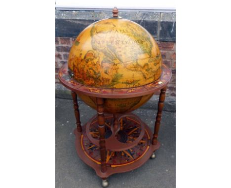 Globe drinks trolley. "Condition report: see terms and conditions"