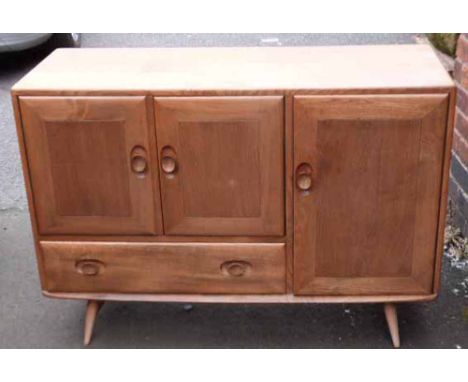 Ercol sideboard. "Condition report: see terms and conditions"