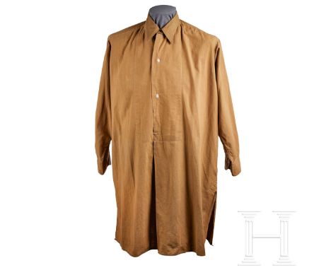 A Brown Uniform Shirt for SS-Verfügungstruppe  Rust-brown cotton, banded collar pullover with two-button front, white plastic