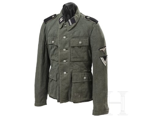 Feldbluse M 43 eines SS-Rottenführers der Infanterie  Kammerstück im SS-Schnitt mit fünf Knopf- und zwei Koppellöchern aus fe