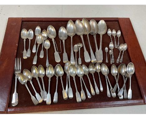 A quantity of hallmarked silver spoons, including Fiddle pattern tablespoons, dessert spoons, teaspoons, also a Fiddle patter