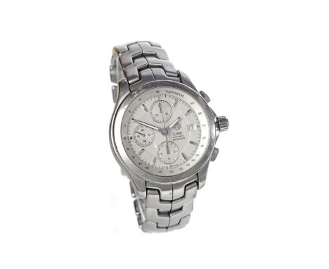 GENTLEMAN'S TAG HEUER LINK AUTOMATIC 200 METERS STAINLESS STEEL WRIST WATCHthe round white dial with applied stainless steel 